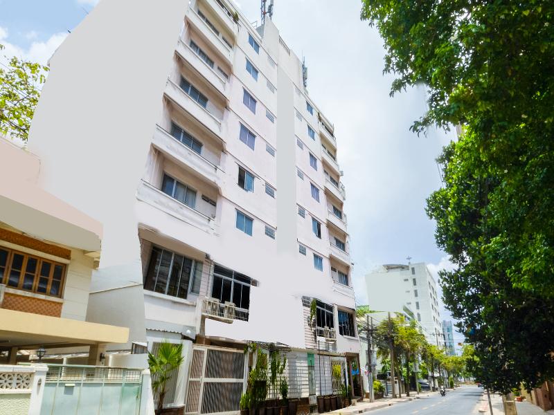 1042 Boonâ s Residence