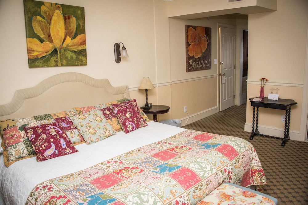Vandiver Inn - photo 55