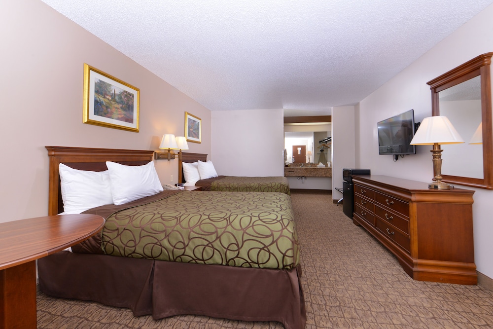Briarwood Inn Of Geneva - photo 10