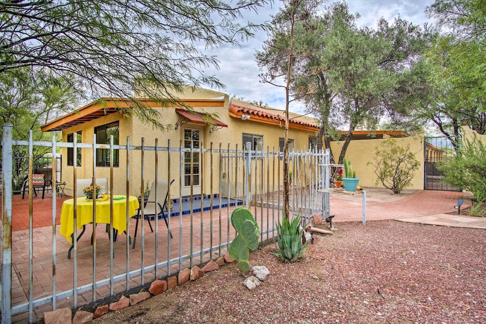 Charming Tucson Casita Near Hiking and Biking in Tucson, United States