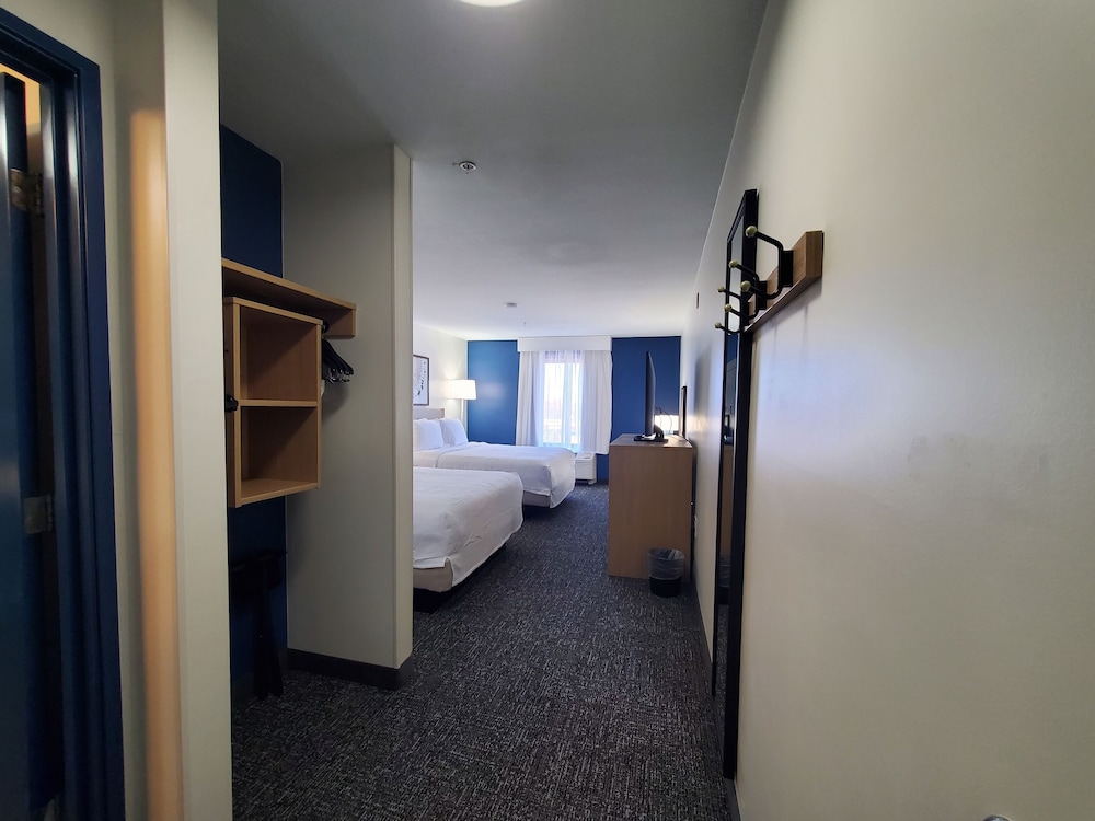 Spark by Hilton Lansing - photo 8