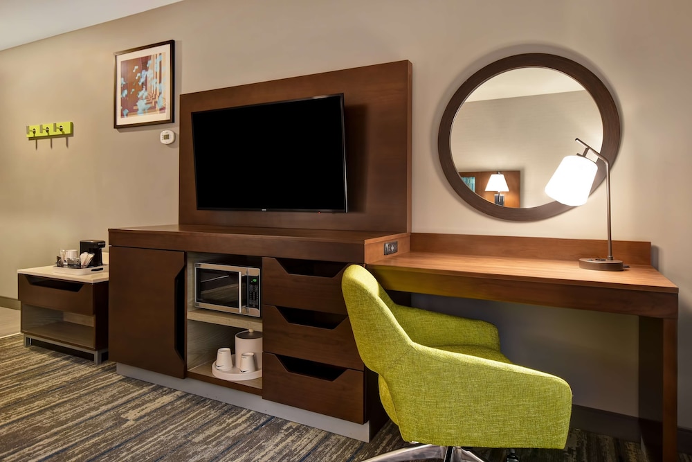 Hampton Inn Pleasant View TN - photo 7