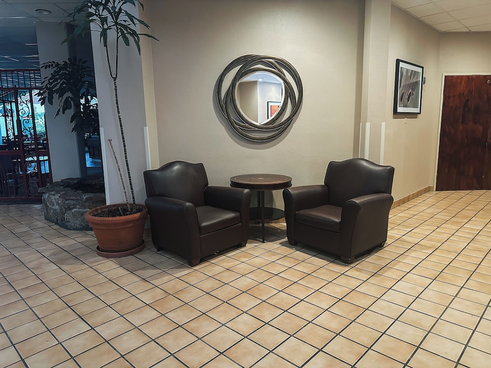 Quality Inn & Suites Fort Collins East - photo 35