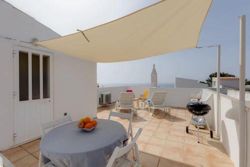 SOLEMAR Ocean view 1 bedroom apart for 4 in Carvoeiro — 4-Star Luxury Hotel in Carvoeiro, Portugal