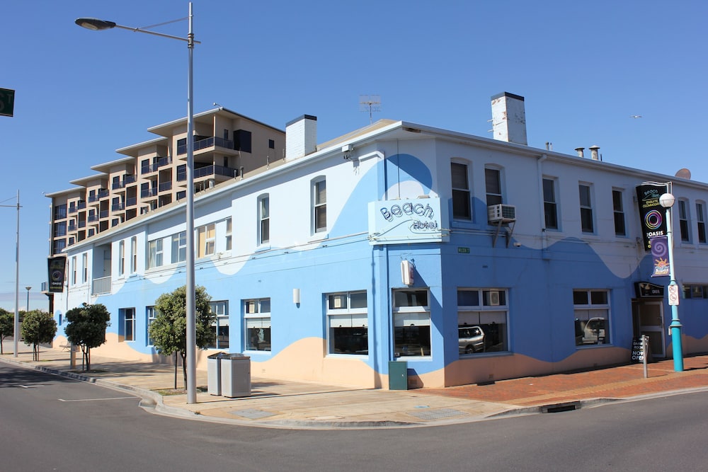 Beach Hotel — hotel in Burnie