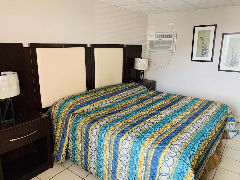Cabana Motel - photo 20
