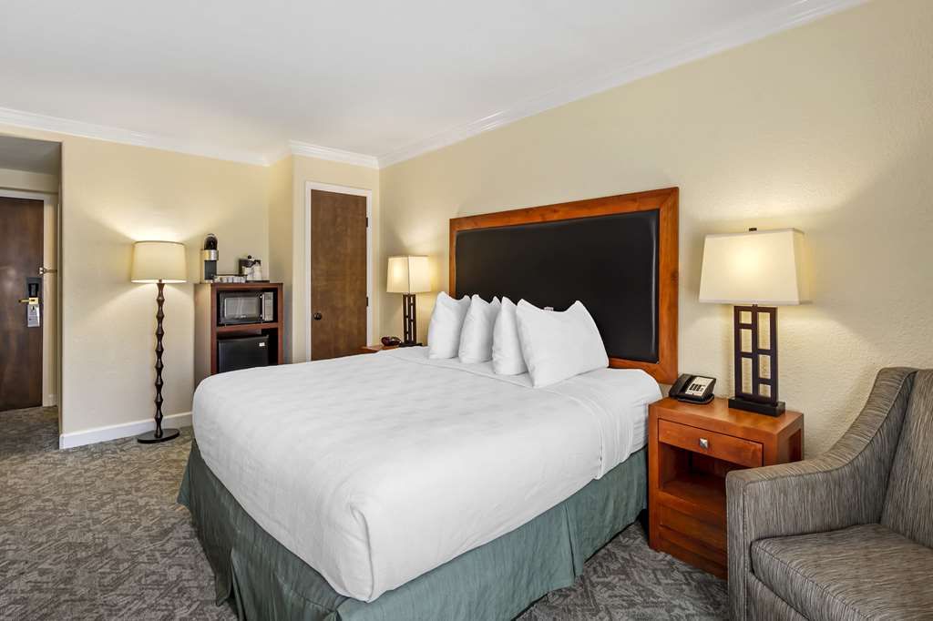 Best Western Plus Eagle Vail Airport - photo 24