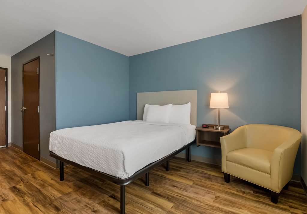WoodSpring Suites Roanoke - photo 20