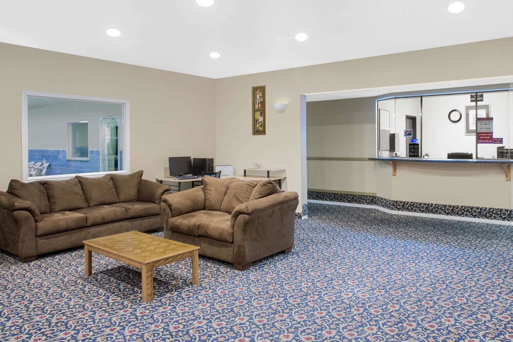 Super 8 By Wyndham Vernal Ut - photo 2