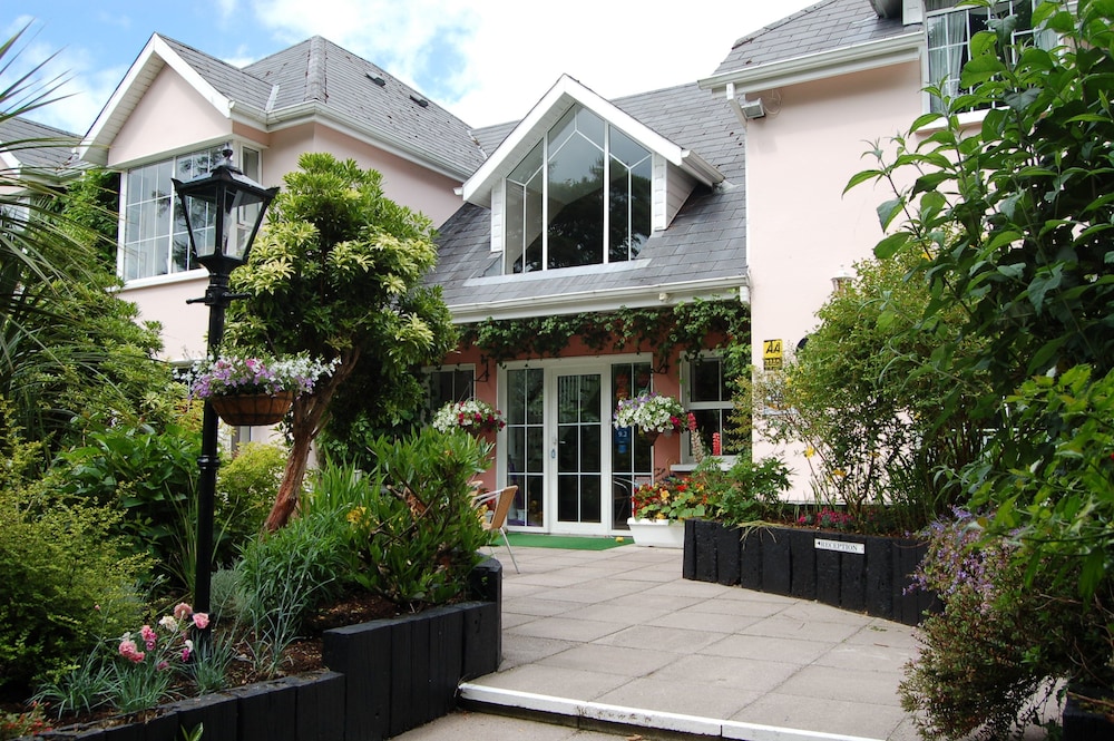 The Grove Lodge — 4-Star Luxury Hotel in Killorglin, Republic of Ireland