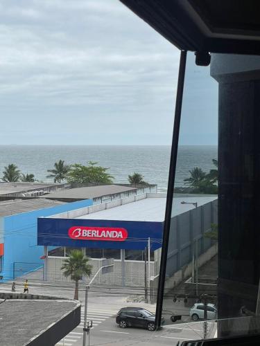 Apto 3 dorm completo 100m Praia Meia Praia