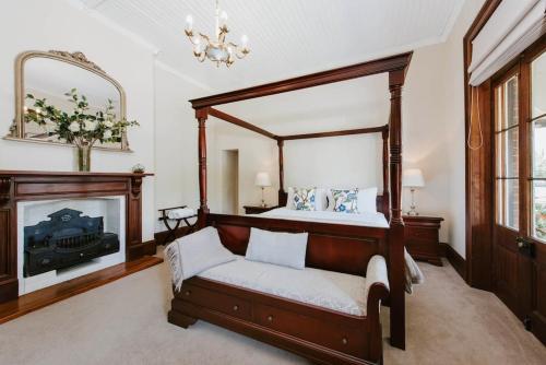 Cawarra on the Park Historic Mudgee Grandeur in Mudgee, Australia