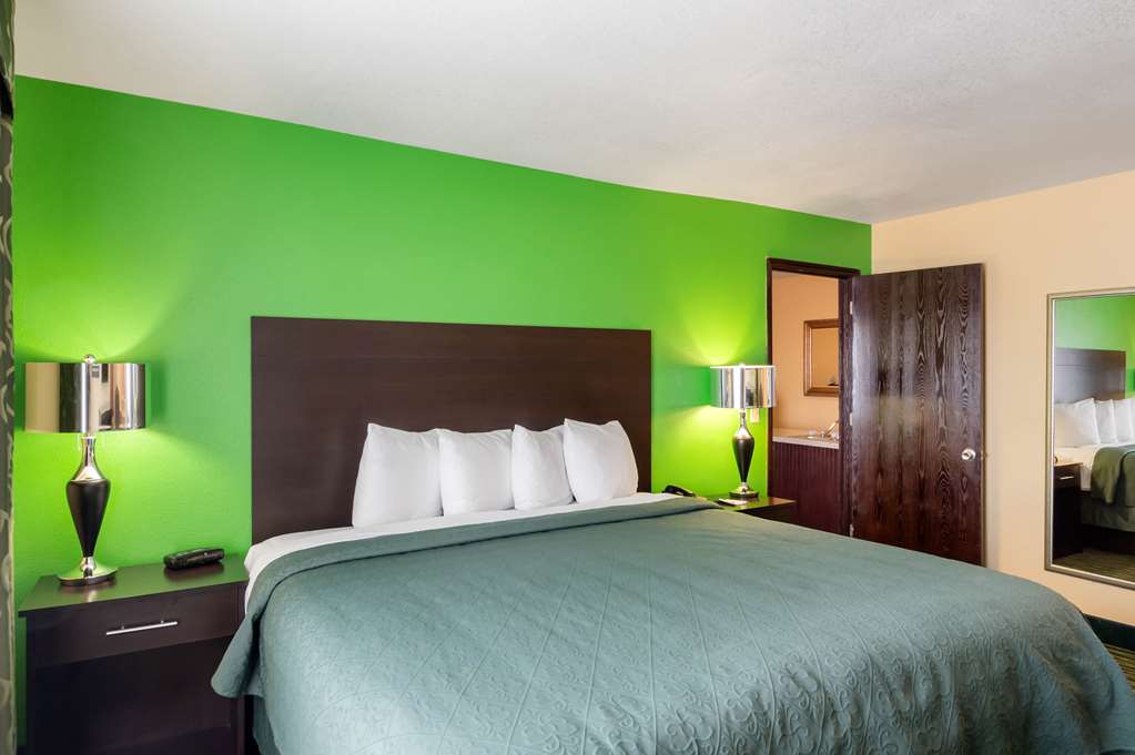 Quality Inn Siloam Springs West - photo 33
