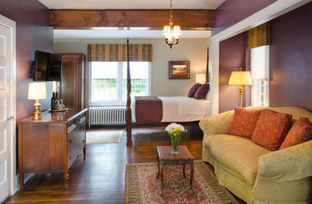 Hillbrook Inn - photo 6