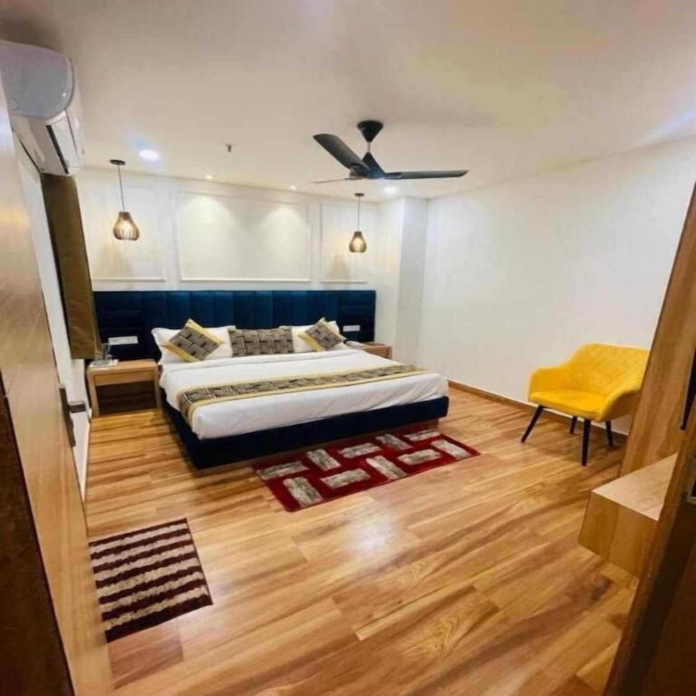 Hotel Diamond Villa And Banquet — Amritsar