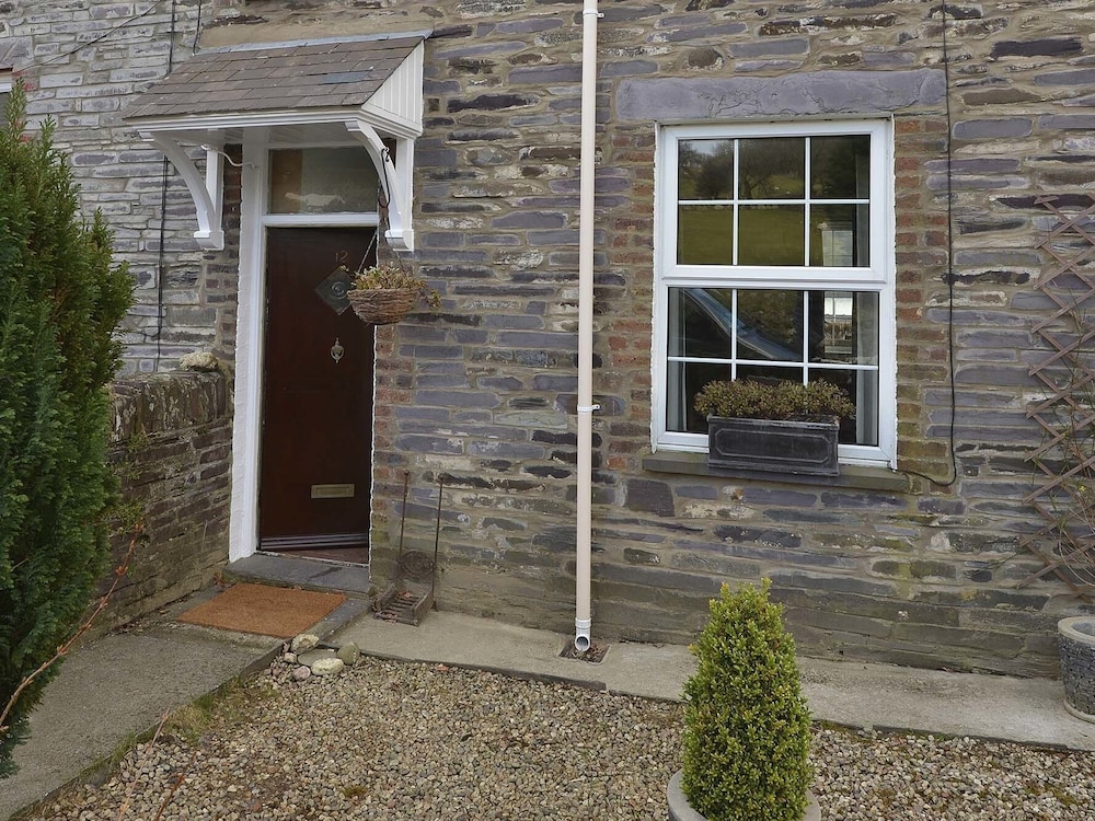 12 Victoria Terrace in Caernarfon, United Kingdom