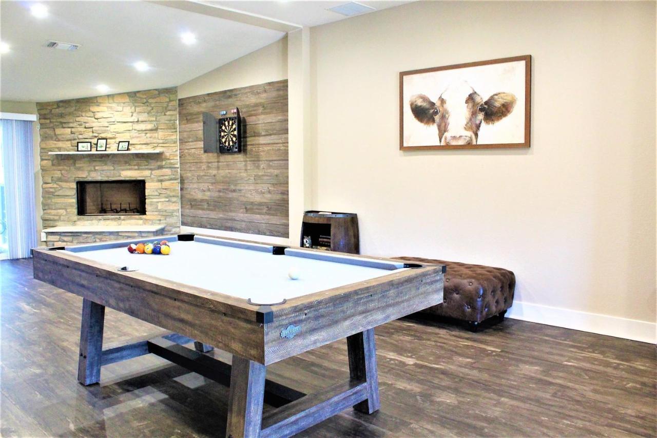 The Escape Family friendly Close to Fiesta Texas SeaWorld Riverwalk and more in San Antonio, United States