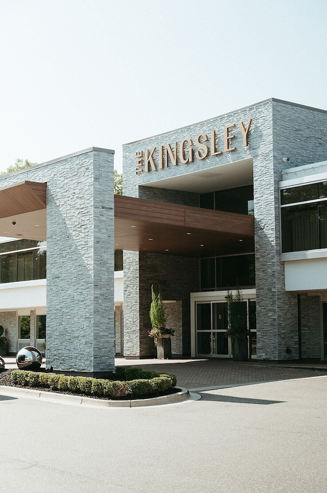 The Kingsley Bloomfield Hills a DoubleTree by Hilton - featured photo