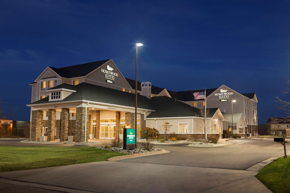 Homewood Suites by Hilton Fargo - photo 39