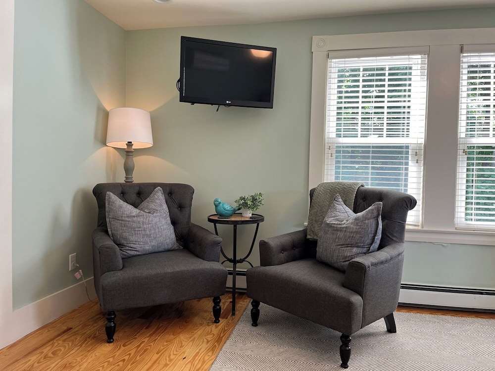 Inn on Shore Road - photo 22