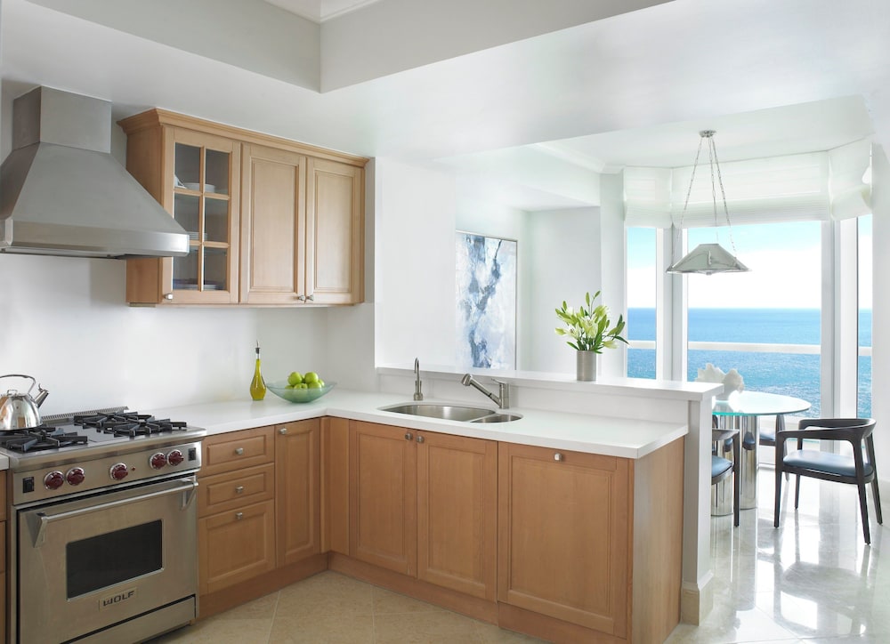 Acqualina Resort and Residences - photo 24