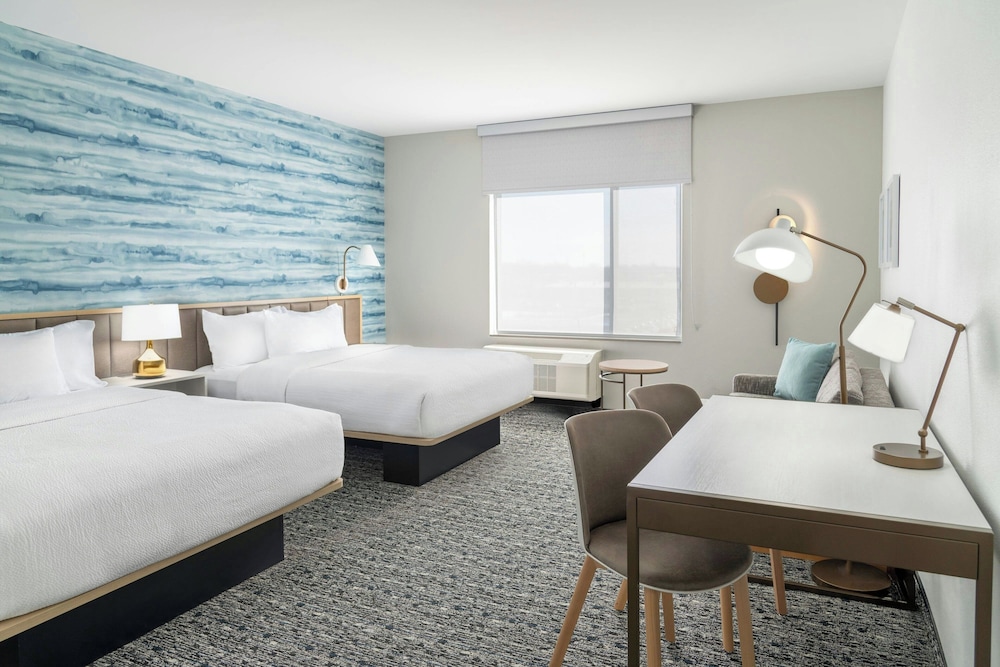 TownePlace Suites by Marriott Detroit Taylor - photo 9