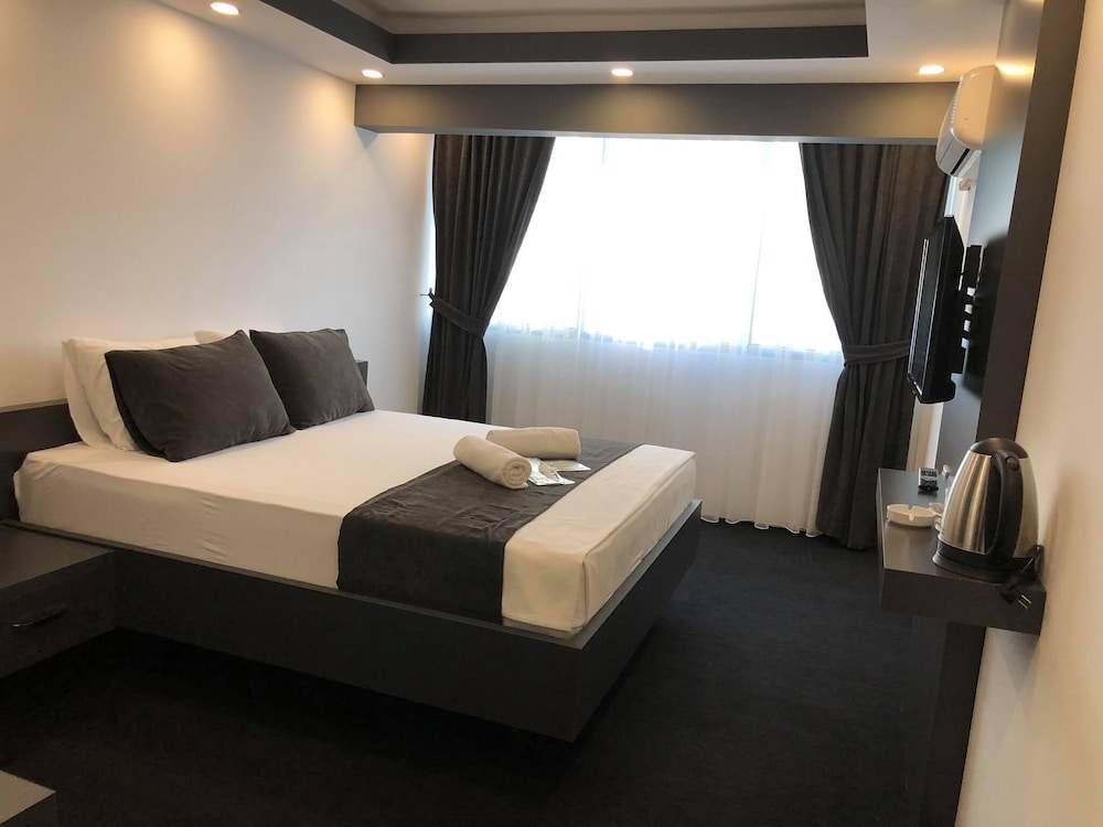 Ege Pearl Hotel — Izmir
