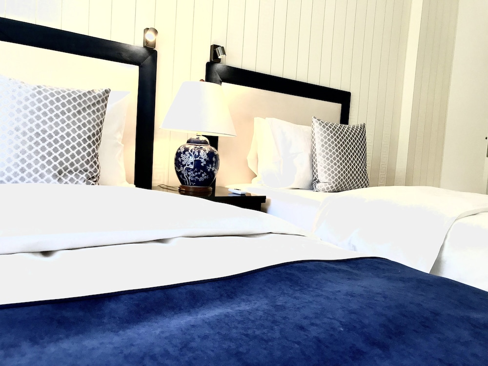Mondrian Luxury Suites Unesco Old Town — Warsaw — photo 5