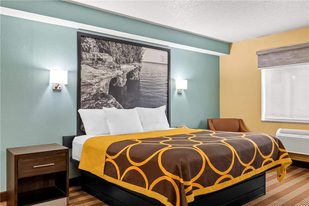 Super 8 by Wyndham Osseo WI - photo 19