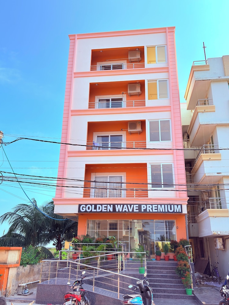 Hotel Golden Wave Premium Puri Near Sea Beach in Puri, India