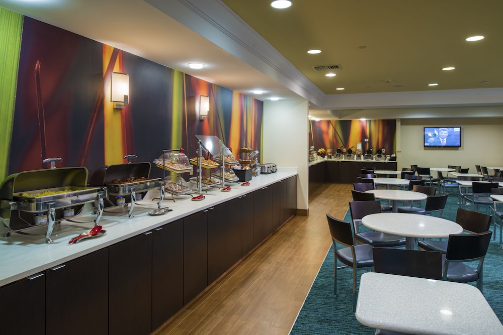 Springhill Suites by Marriott Williamsburg - photo 28