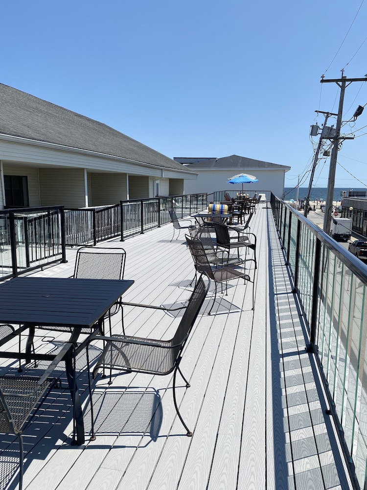 Ships Inn Hotel - photo 88