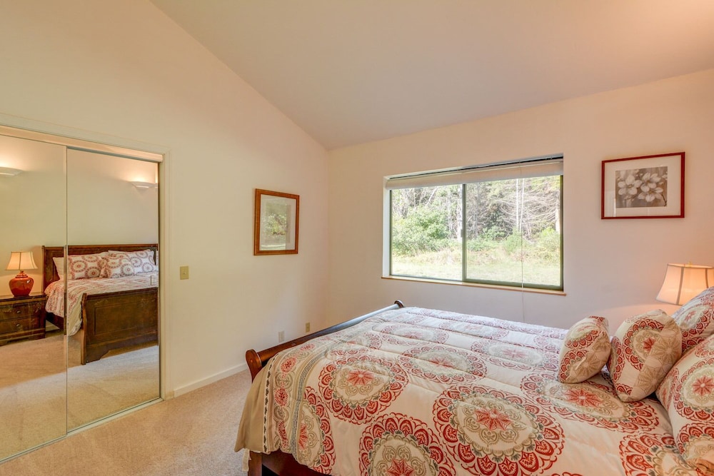 Pacific Splendor Private Hot Tub w Views — Sea Ranch — photo 5