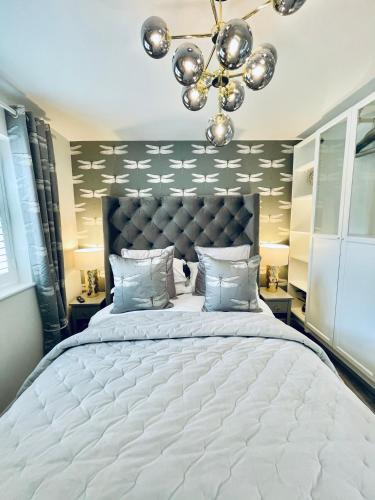 Cotswold Chic Retreats Cloud Nine Central Chipping Campden Parking Garden — 5-Star Luxury Hotel in Chipping Campden, United Kingdom