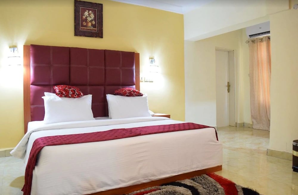 Chariot Hotel - carbon neutral hotel in Abuja