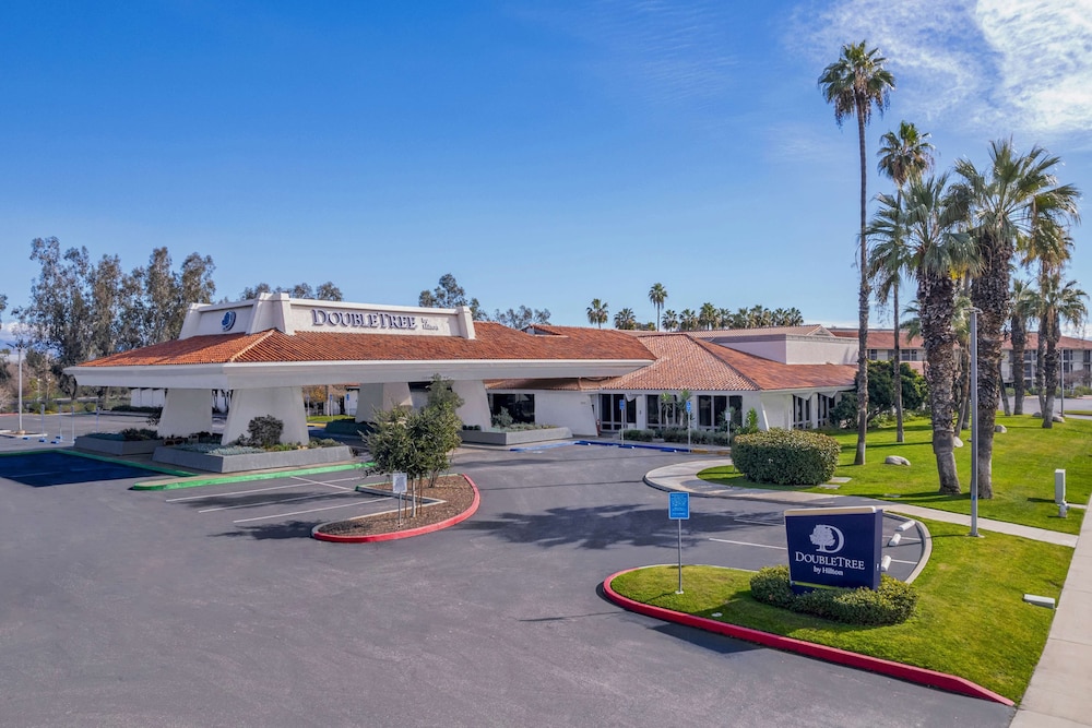 DoubleTree by Hilton Hotel Bakersfield — hotel in Bakersfield