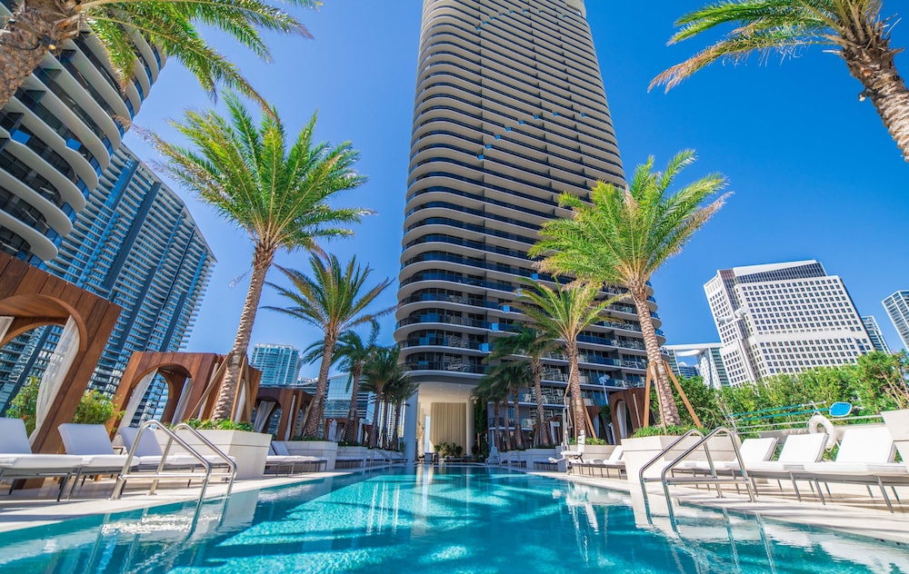 Sls Lux Brickell - photo 31