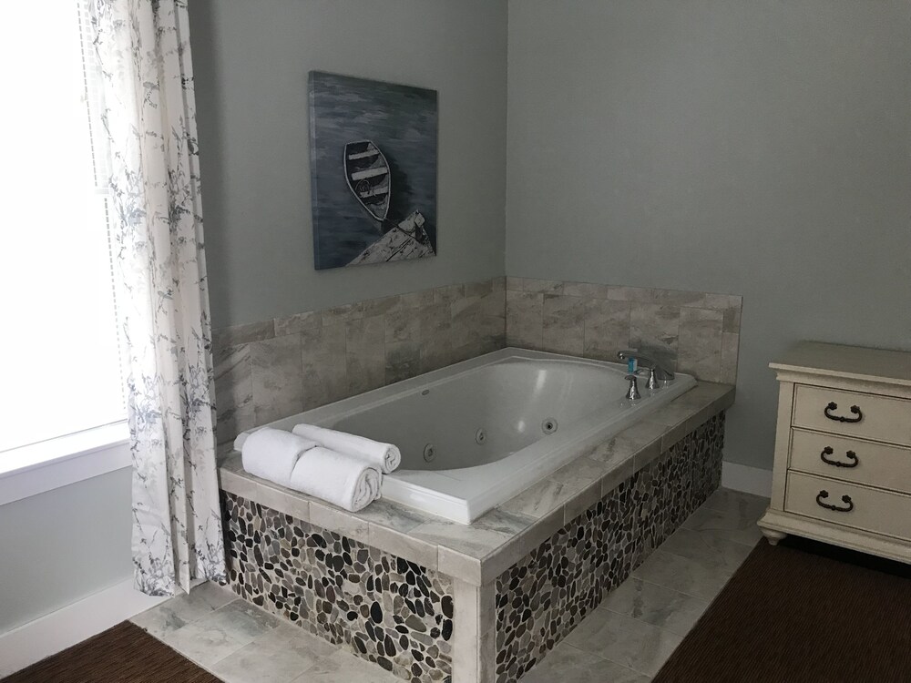 The Admiral's Inn Resort - photo 34