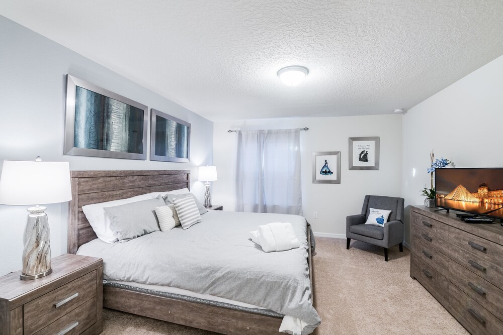 5 Bedrooms55 Bathroomswindsor Westside 1836Gd - photo 5