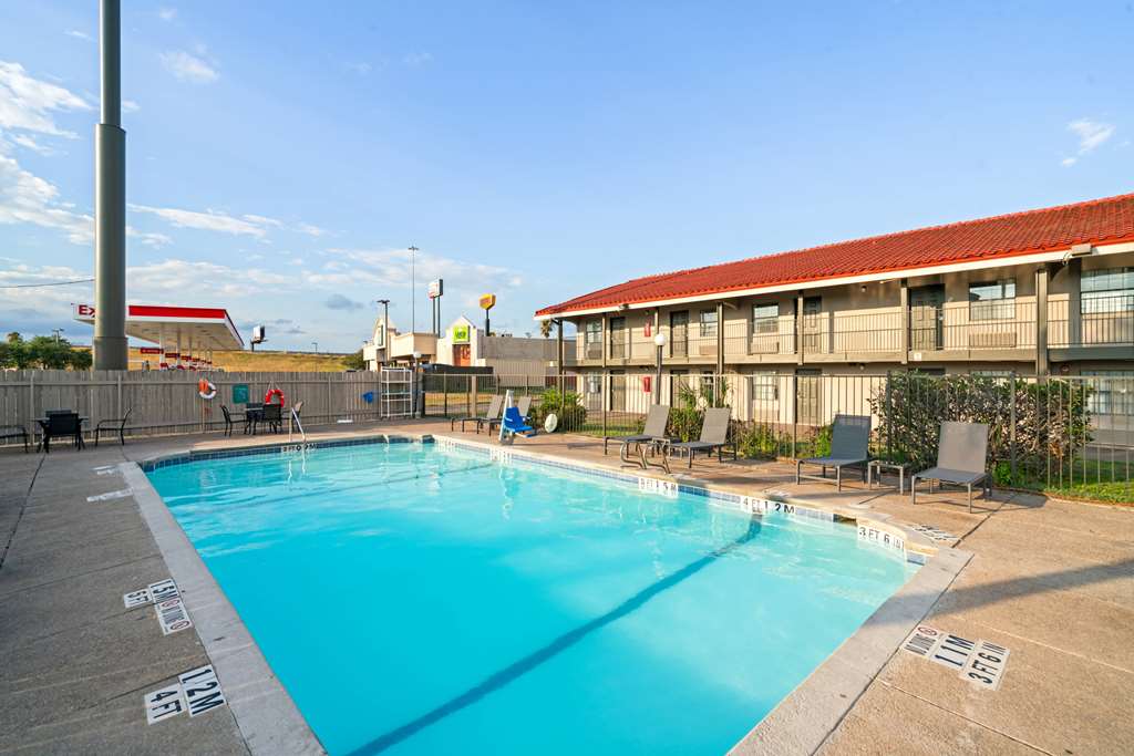 La Quinta Inn by Wyndham Corpus Christi North - photo 55