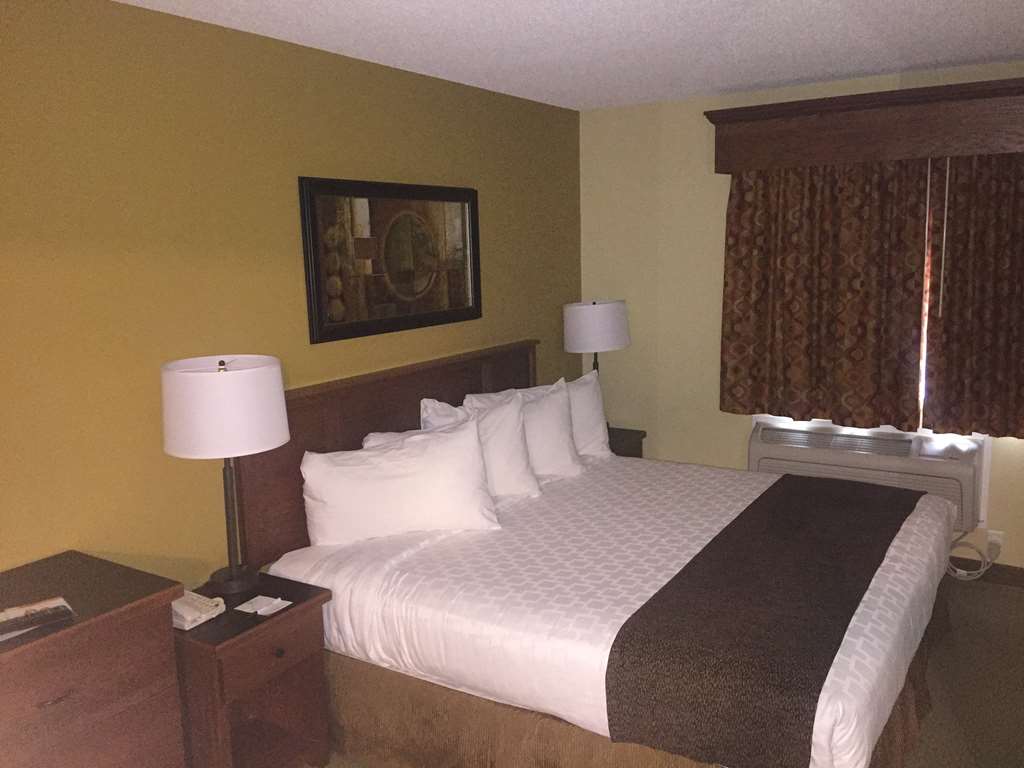 Crossings by GrandStay Pipestone - photo 9