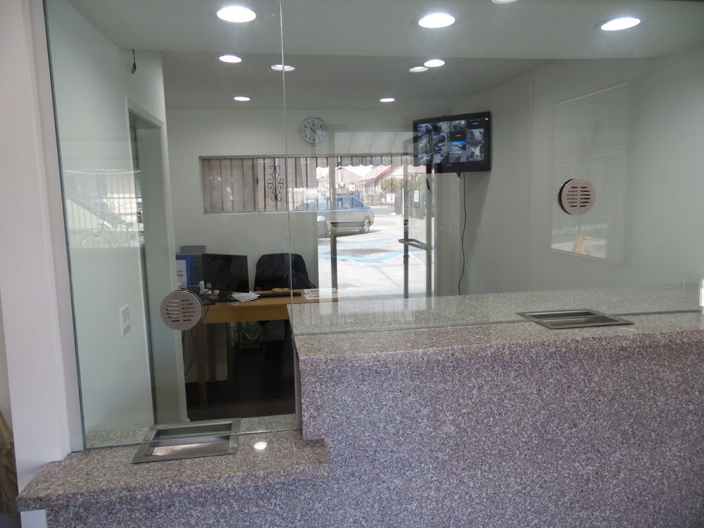 Ec Motel - photo 9