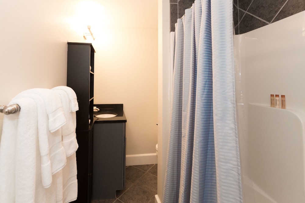 Sheepscot Harbour Village Resort - photo 337