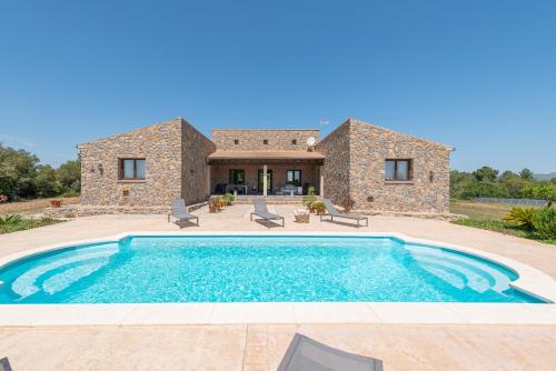 Bellpuig — 4-Star Luxury Hotel in Arta, Spain