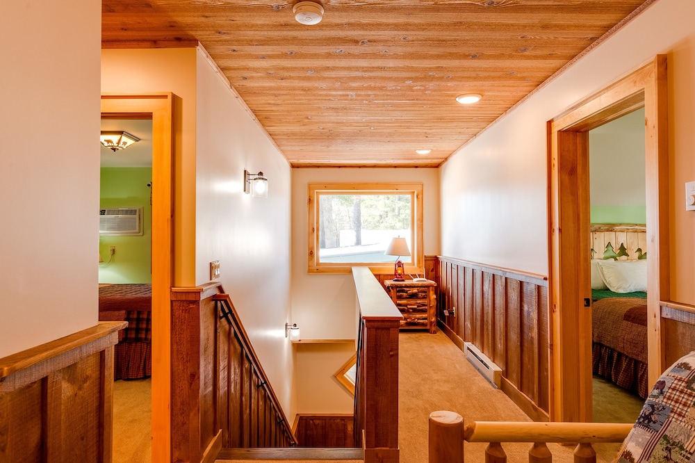 Cobble Mountain Lodge - photo 84