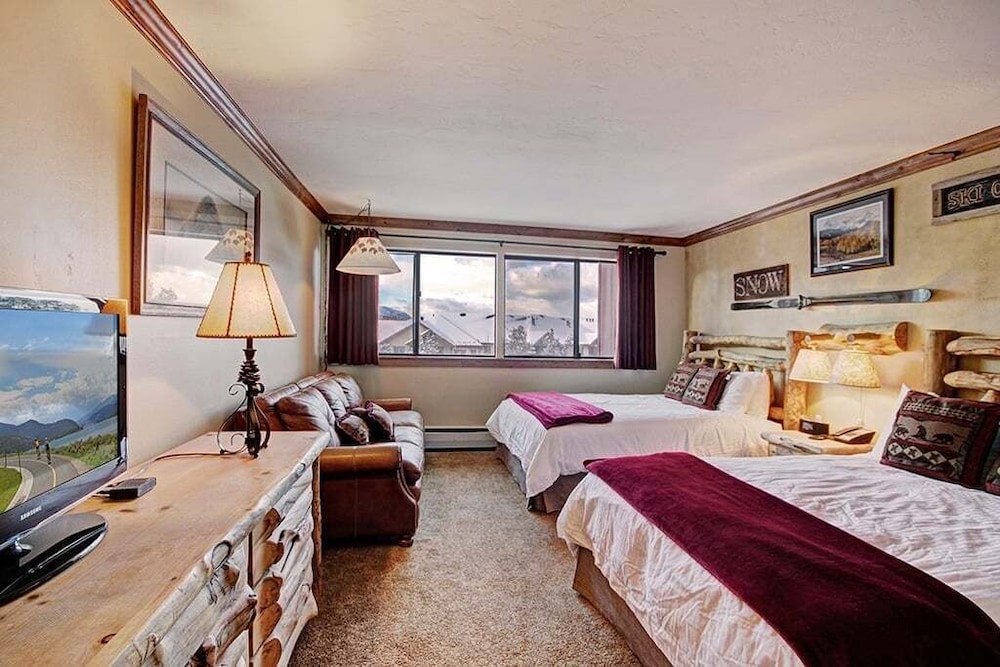 Beaver Run Peak 9 Penthouse by RedAwning - photo 10