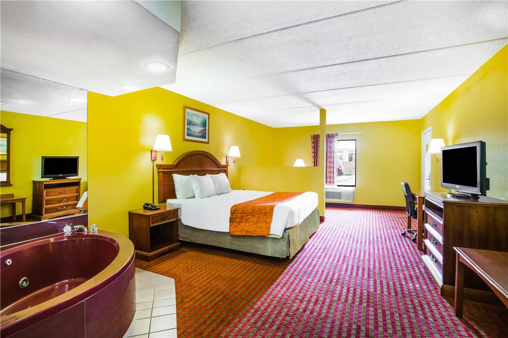 Howard Johnson by Wyndham Panama City - photo 4