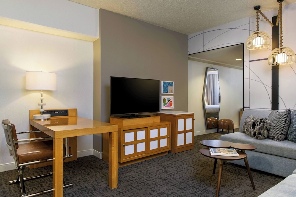 Renaissance Palm Springs Hotel - photo 37