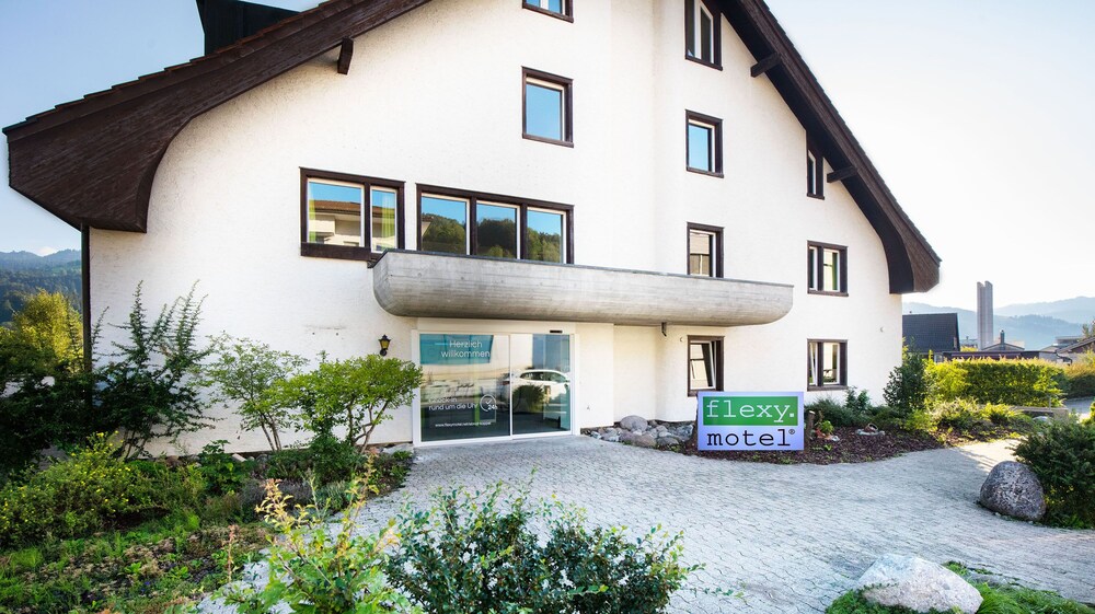 flexy.motel Buchs by b_smart - carbon neutral hotel in Buchs