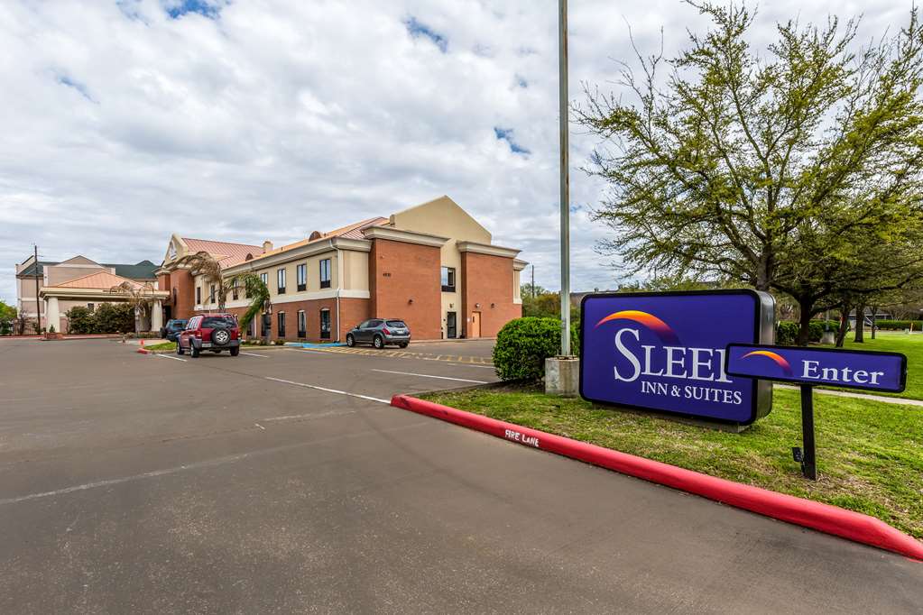 Sleep Inn & Suites Stafford Sugarland - photo 2